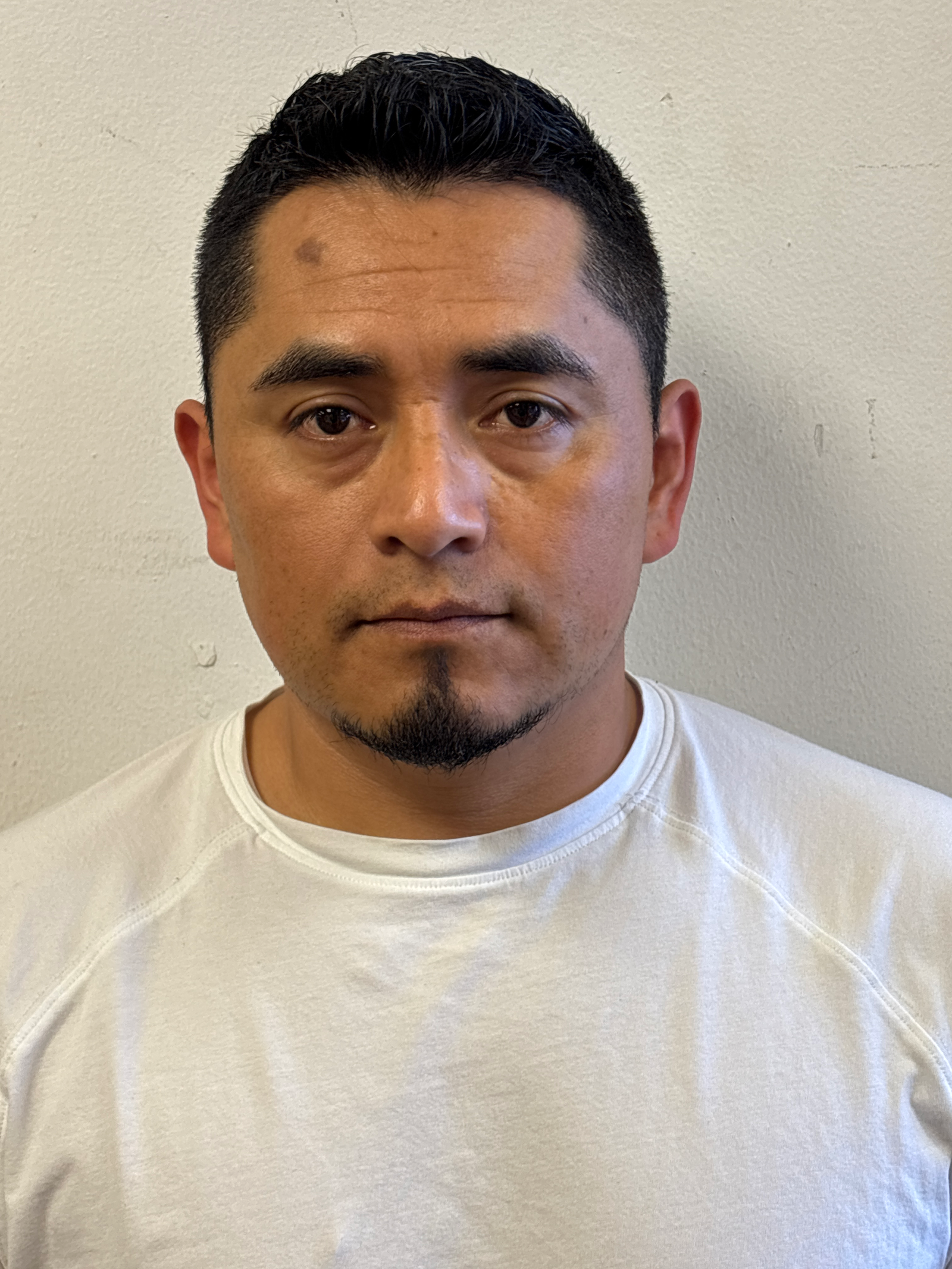 OSCAR RUIZ CRUZ